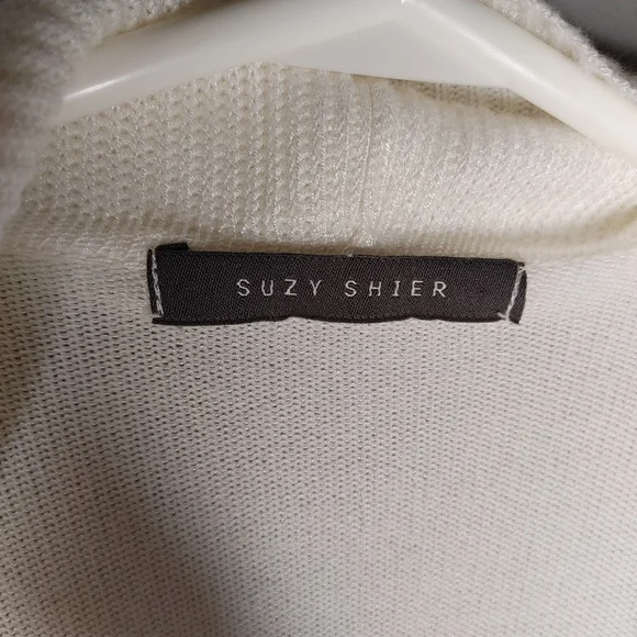 2/$30 Suzy Shier Tunic Cardigan - Picture 4 of 6